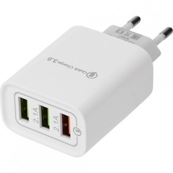 Сетевое зарядное устройство REXANT для iPhone/iPad 3 x USB, 5V, 3 А + 1 А + 1 А, белое